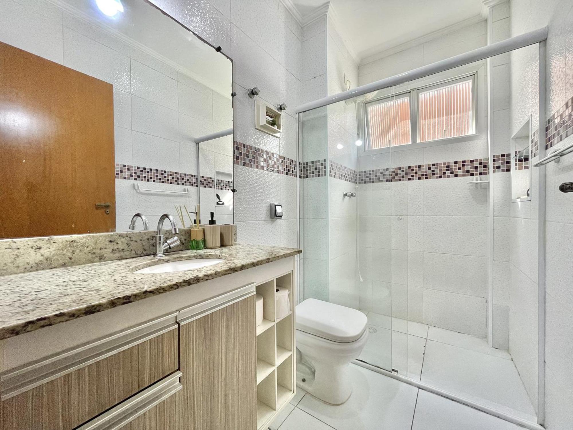 Seja Feliz Aqui! Apartment Гуаружа Екстериор снимка